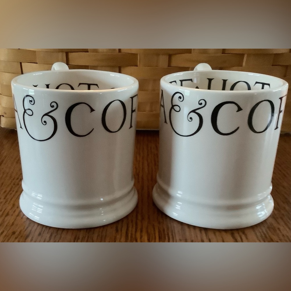 Set of 2 Emma Bridgewater Pottery 1/2 pint mugs Black Toast & Marmalade 1st qual - Picture 8 of 9